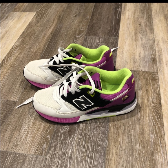 New balance running shoes - Picture 2 of 3